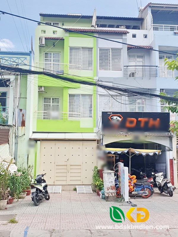 Bán nhà mặt tiền 2 lầu đường Tạ Quang Bửu Phường 5 Quận 8